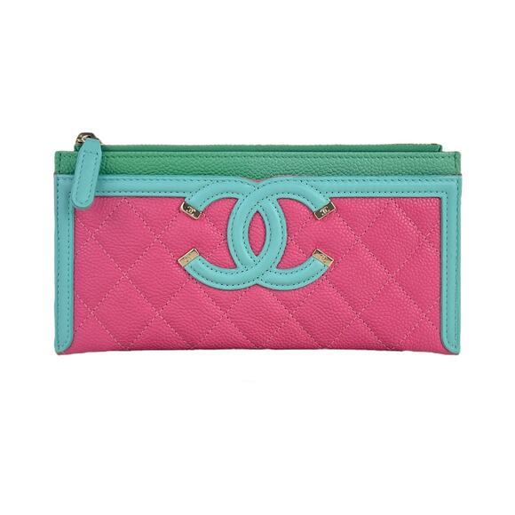 CHANEL CC Filigree Caviar Quilted Leather Pouch EUC Pink/blue/green - Picture 1 of 7